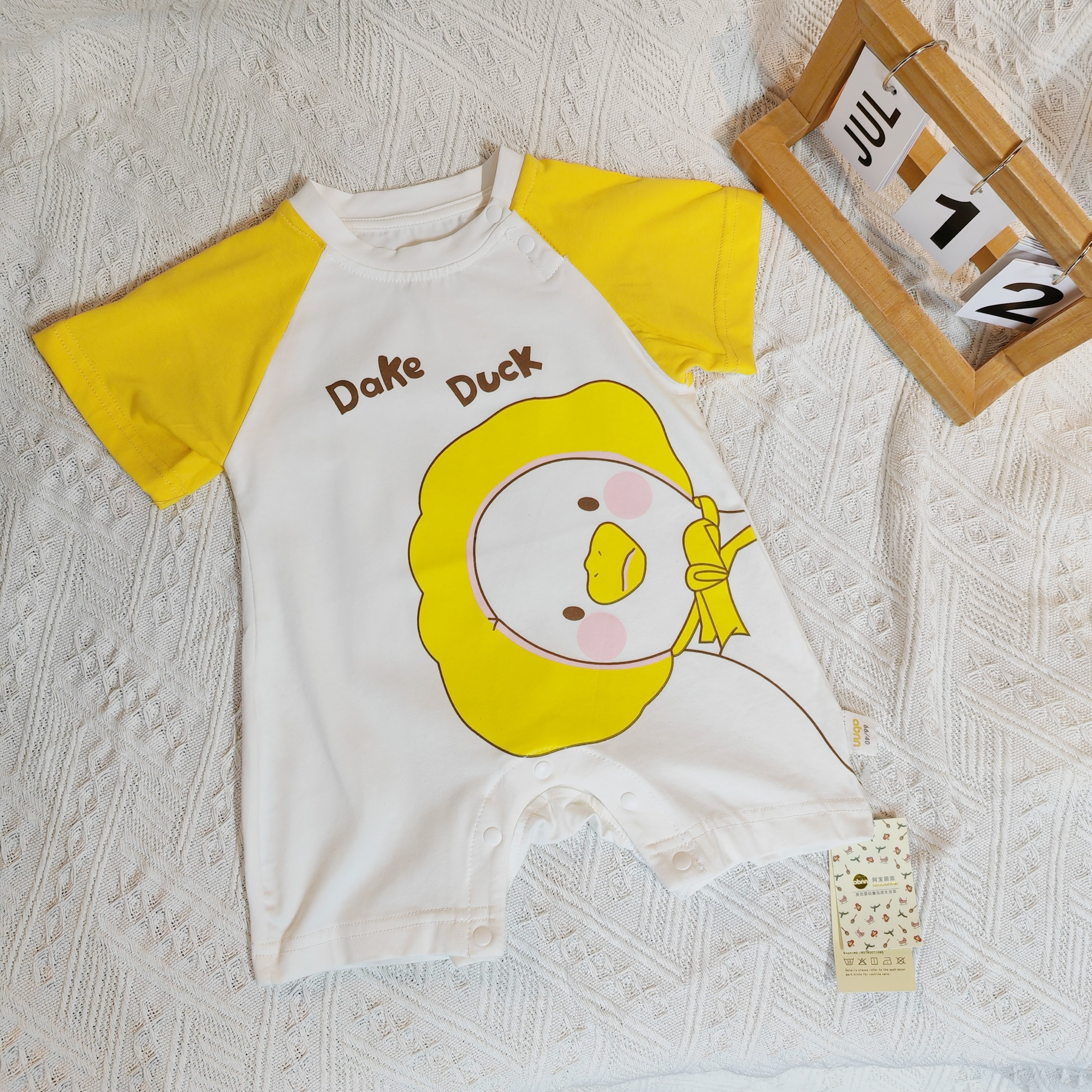 2023款婴儿哈衣春夏款爬服外出服韩版婴童连体包屁衣