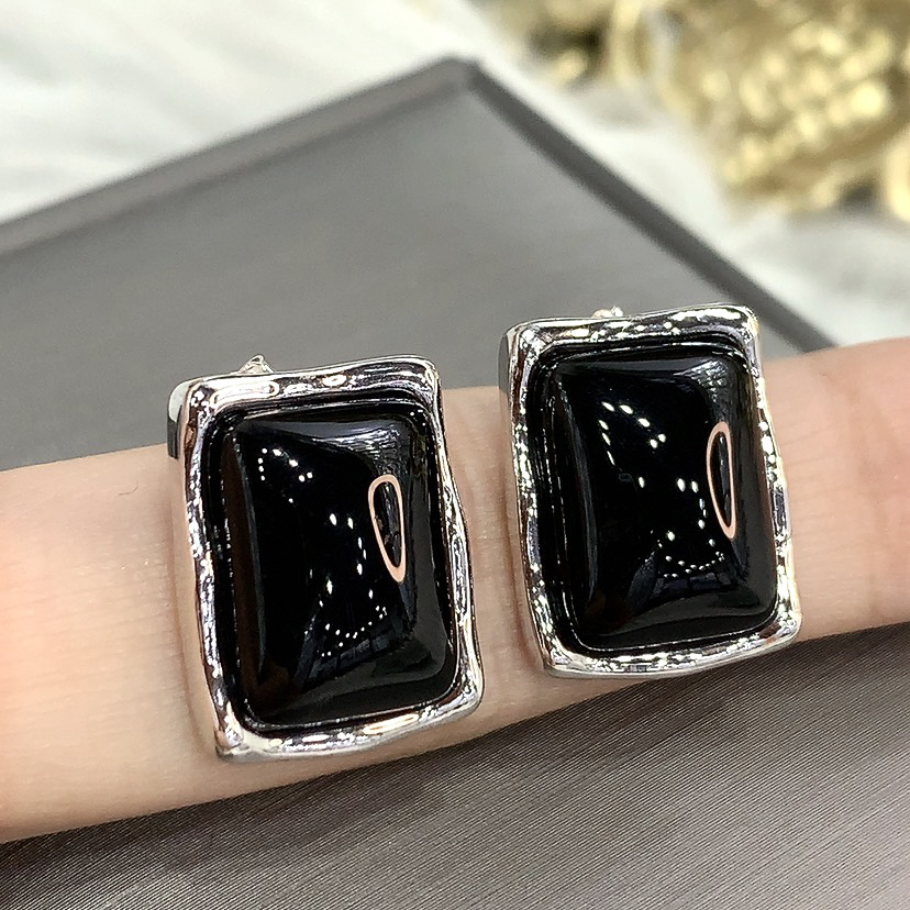 冷淡风立体几何玛瑙黑方牌耳钉