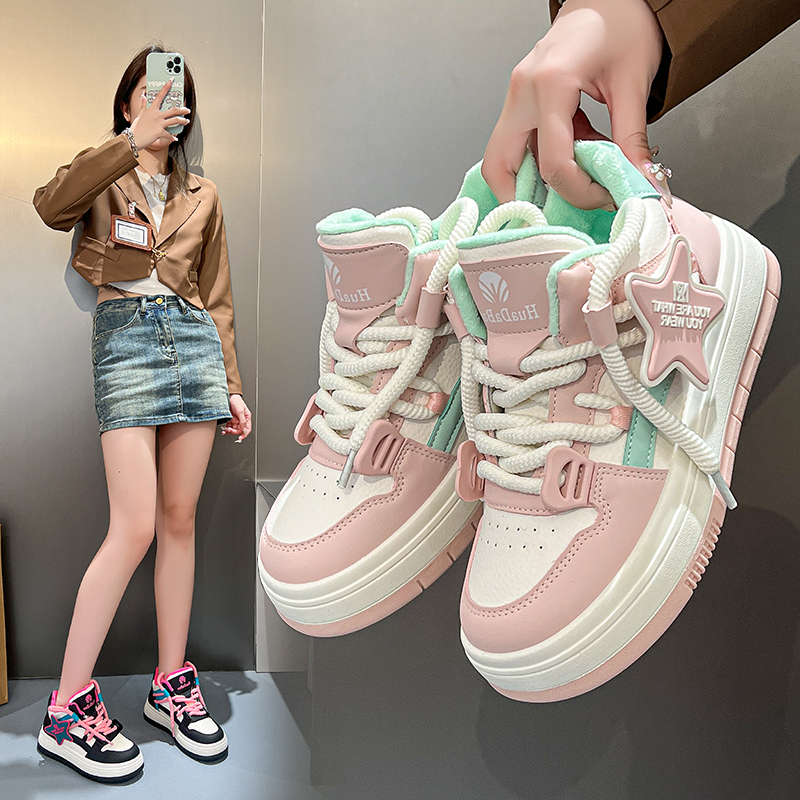 特星星板鞋女款新款冬季加绒加厚保暖棉鞋爆款高帮百搭休闲鞋