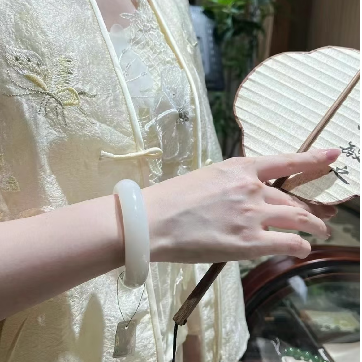 青海昆仑山白雪公主正圈手镯女神镯手工艺饰品