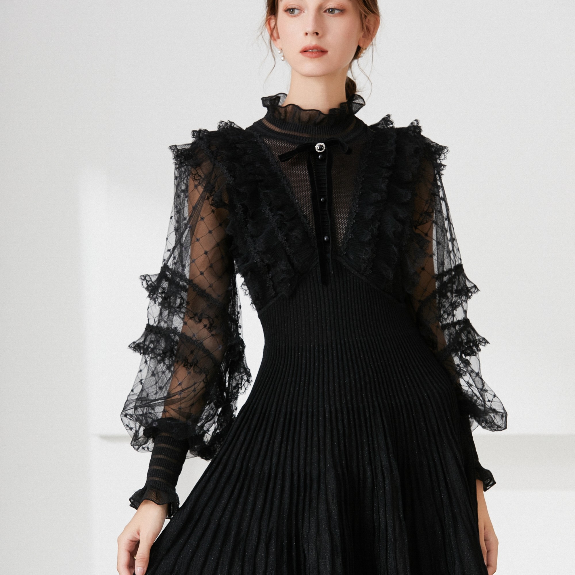 艾尚女装 1036秋冬新款宫廷风时尚大摆裙甜美显瘦长袖连衣裙