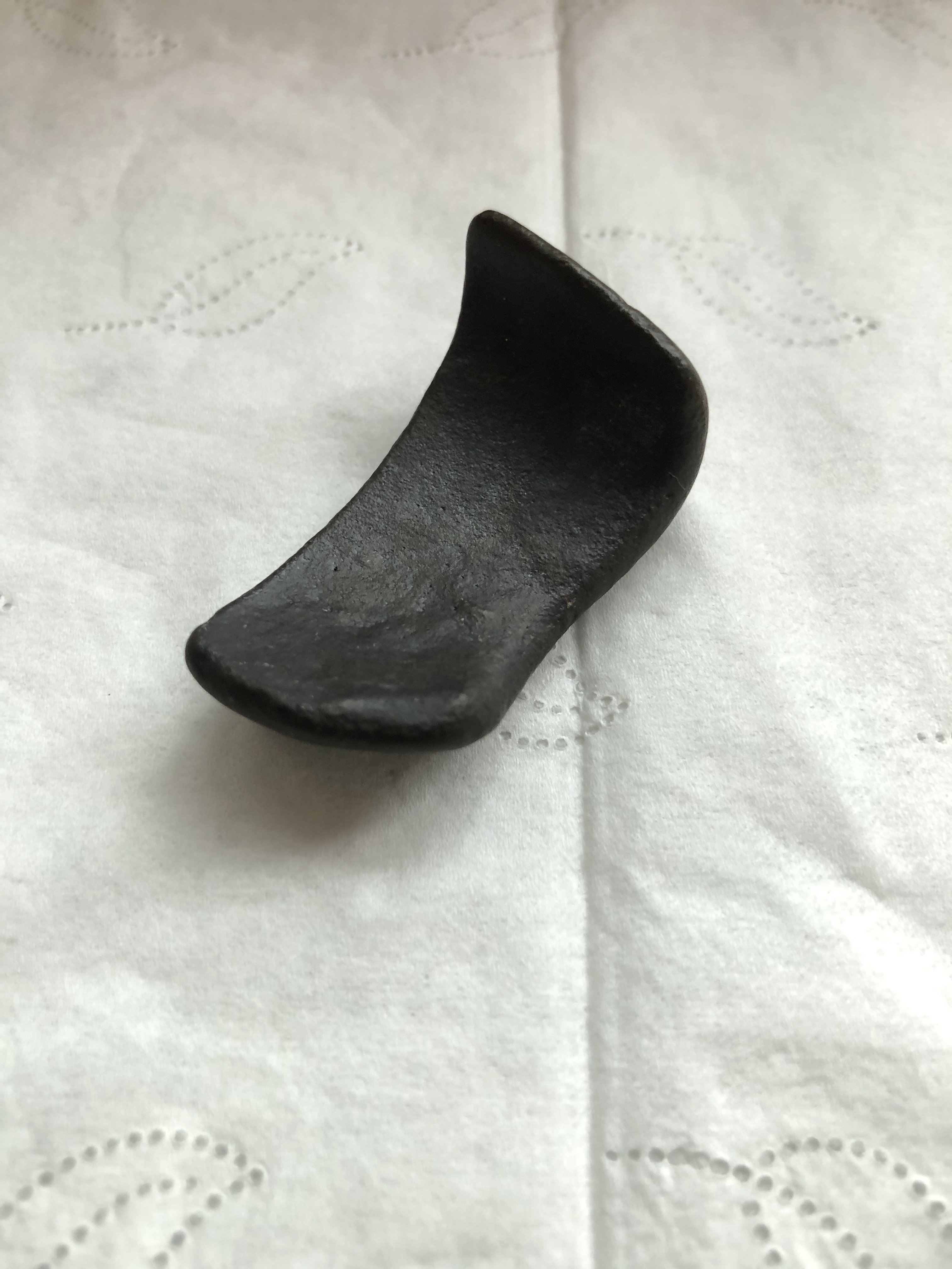 戈壁石，风凌石，造型石，盆景附石，假山石，复古石黑色