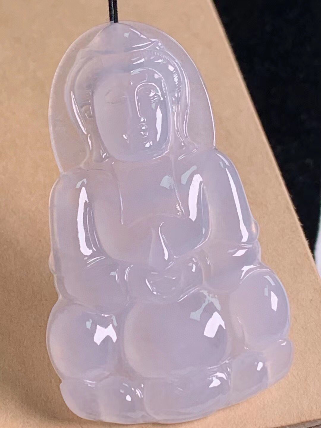 缅甸天然翡翠冰种观音 冰透起光 正装大方 尺寸:59.6-36.3-5.3mm
