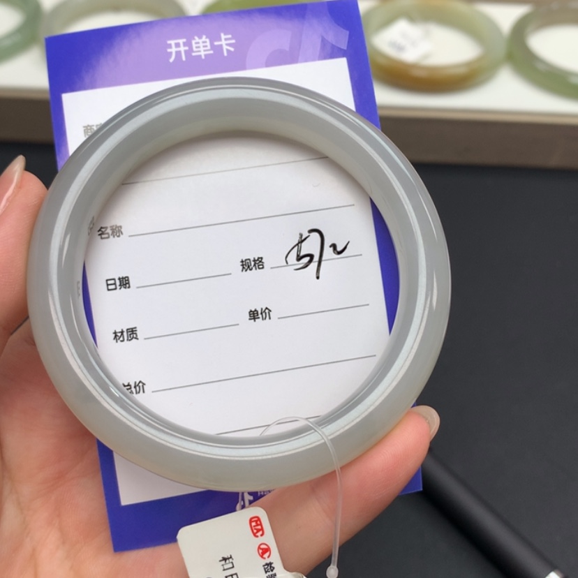 【闪购商品】和田玉手镯未镶嵌