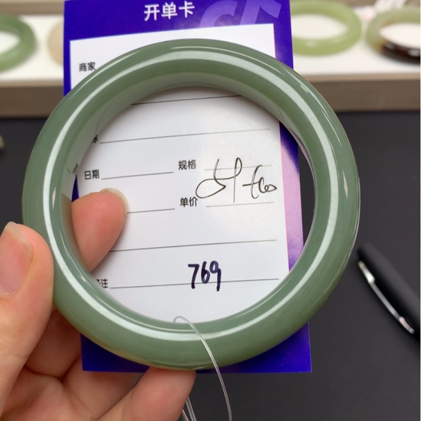 【闪购商品】和田玉（糖玉）手镯未镶嵌