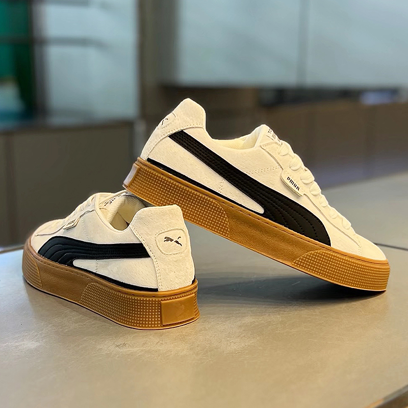 【小扬哥推荐】2023秋冬季复古休闲板鞋透气磨砂皮潮男鞋时尚软底舒