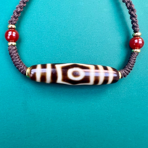 上肯牙黄大尺寸精品珠 如意宝盖三 韵味十足 49*12