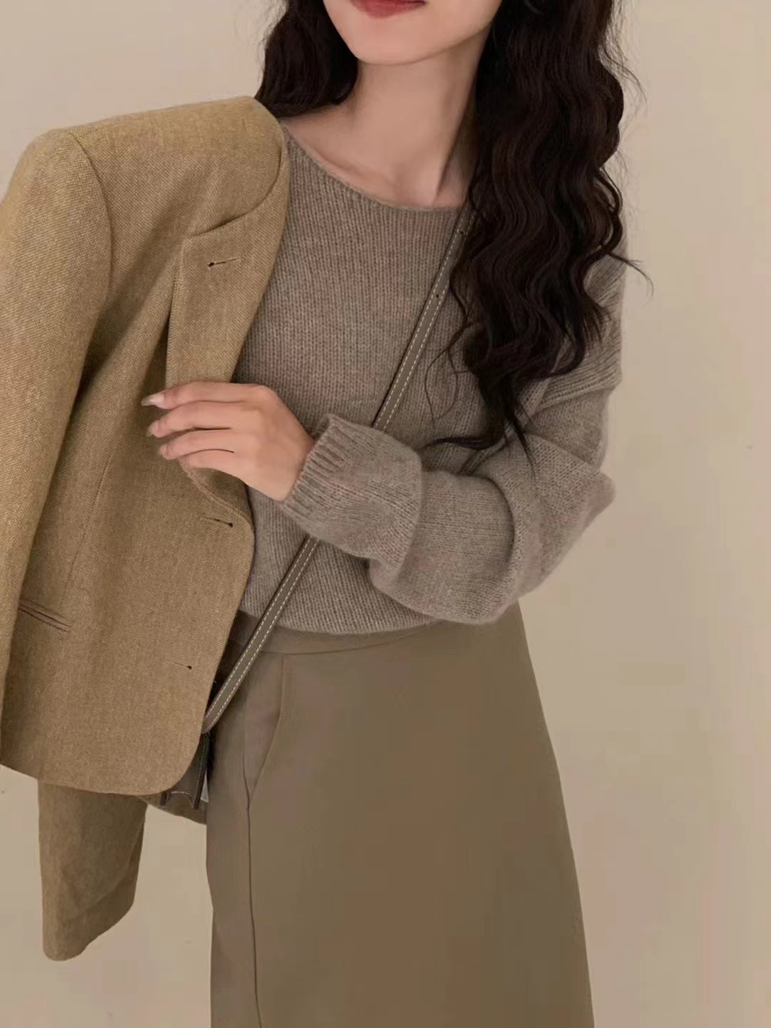 大荣家     好品质多款多色孤品毛衣800~899