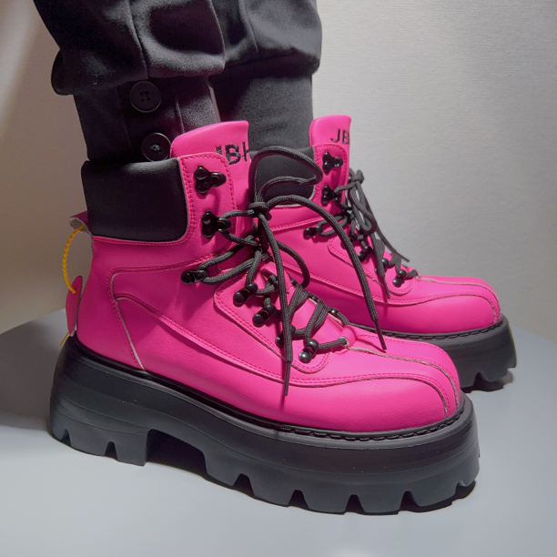 欧美秋冬季火龙果潮流黑色真皮潮鞋机车男士靴子英伦风厚底马丁靴