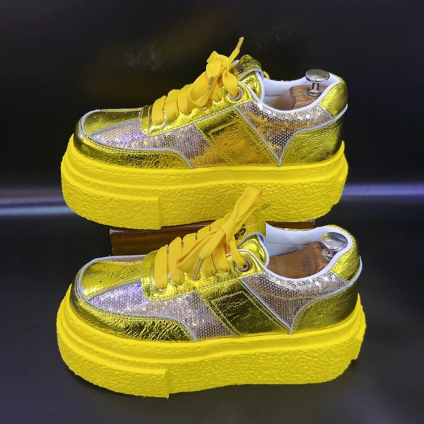 新款厚底德训鞋国潮风亮片休闲金属色厚底增高银色板鞋真皮男鞋潮