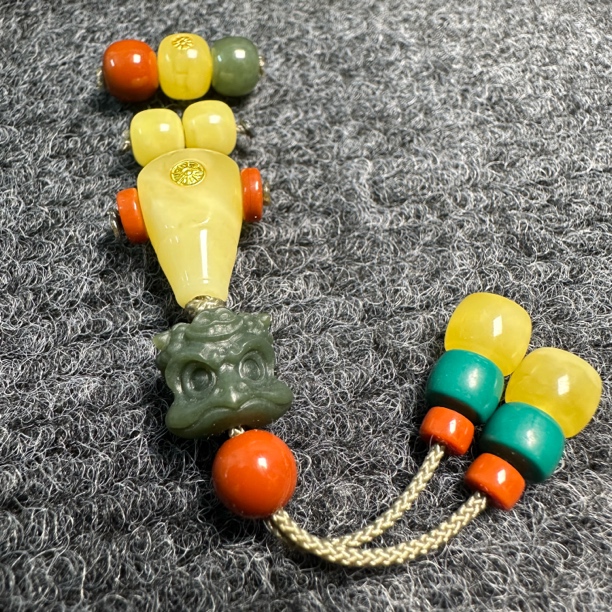 俄料蜜蜡三通套装 搭配大鹏鸟背云 适用于7.5 以下的串 