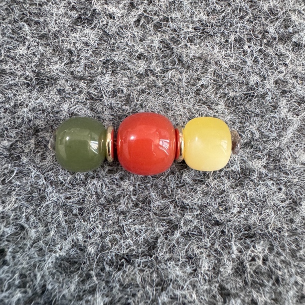 精工老型红绿灯 直径8 撞色搭配配串好看 上串必备配饰