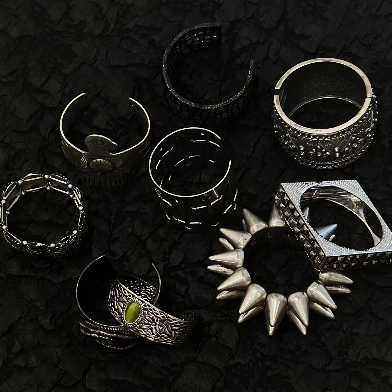 铜合金珐琅手镯 铜合金珐琅手镯 中古饰品老货项链手镯手链小众