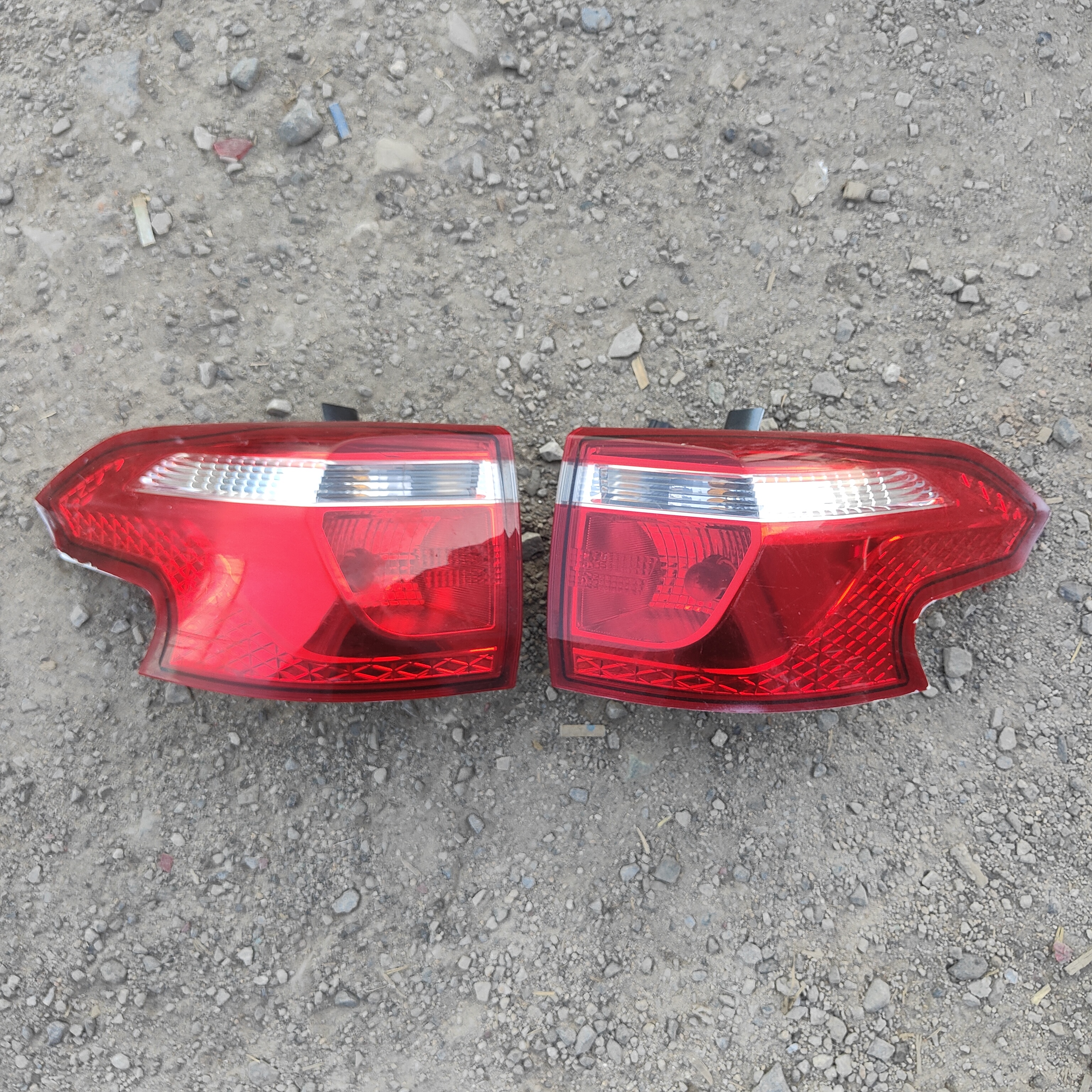 8新  适用于五菱宏光S3后尾灯刹车灯倒车灯防追尾灯原车厂拆车件