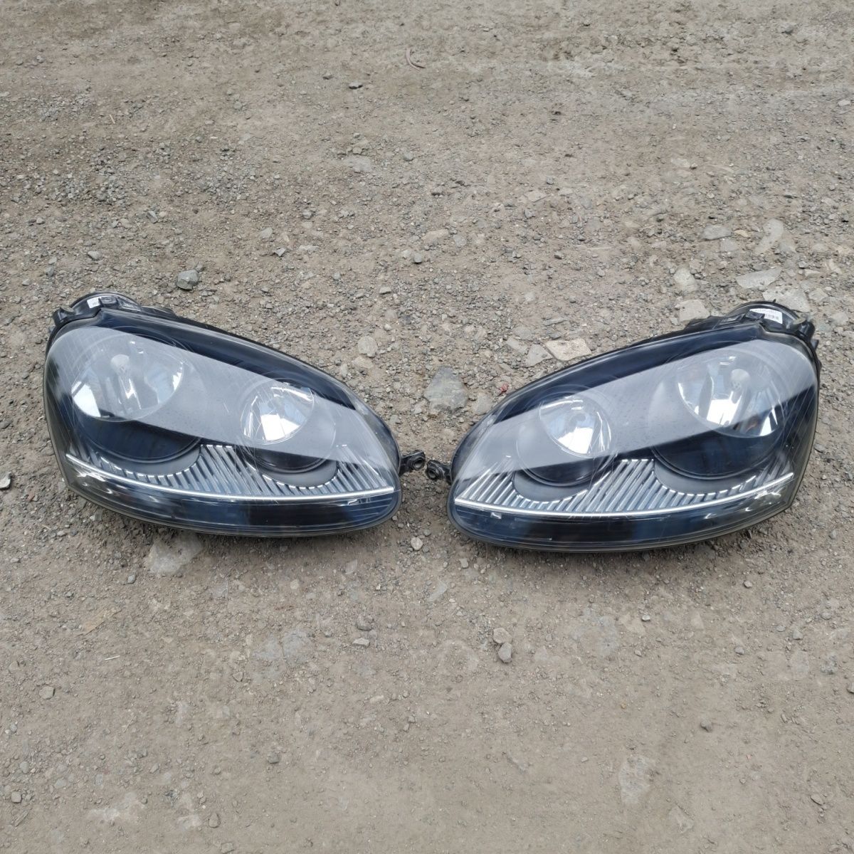 适配06-11款大众速腾大灯前照明灯前大灯黑底卤素