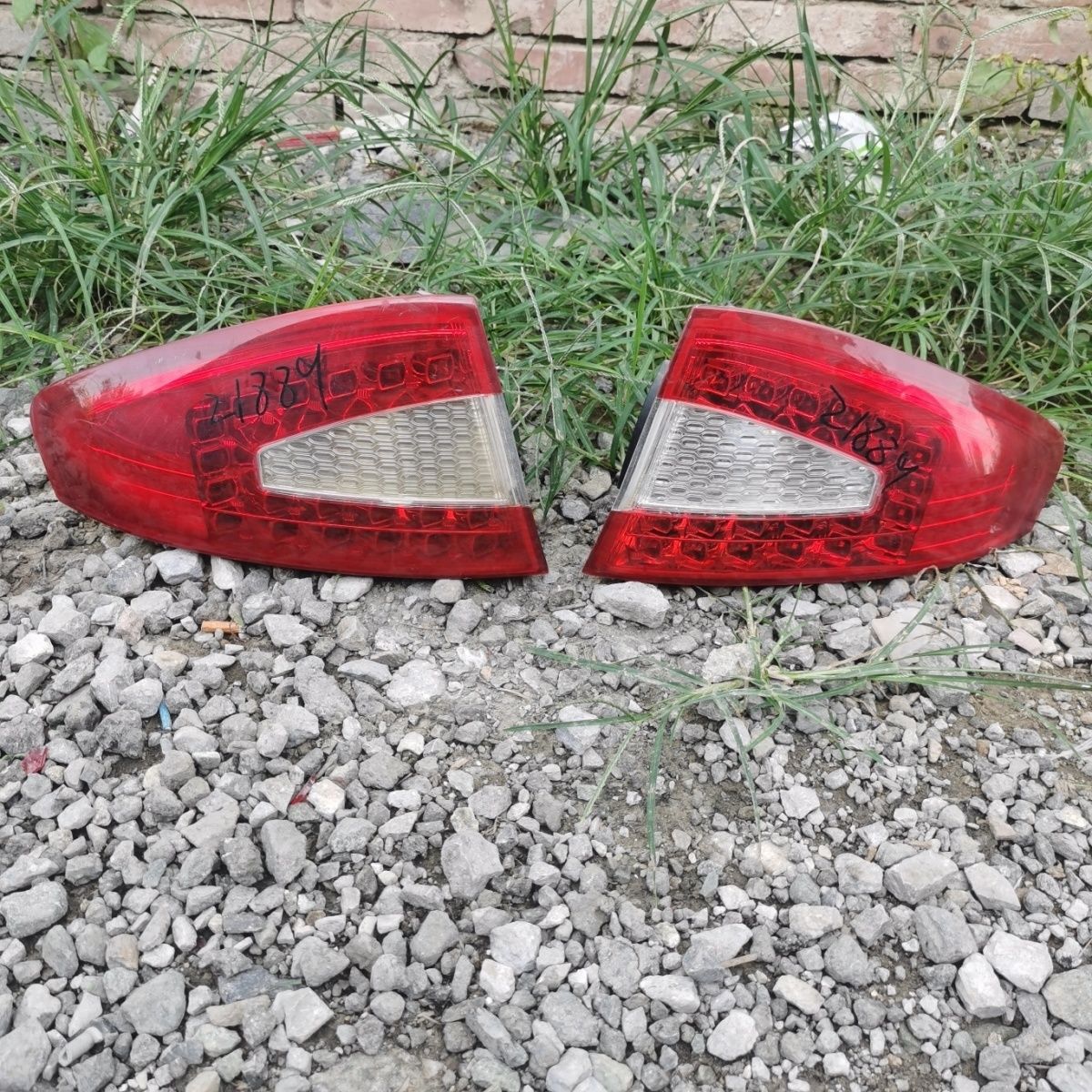 适用于07～10福特蒙迪欧致胜后尾灯刹车灯倒车