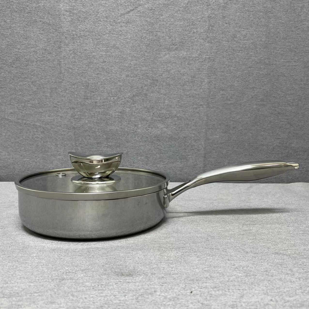 12-033 不锈钢单柄煎锅 20*5CM 带盖重约1.06KG