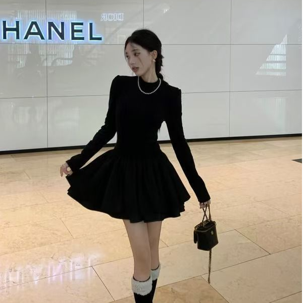 【春款】辣妹千金风小黑裙公主连衣裙女初秋内搭蓬蓬裙圣诞生日裙