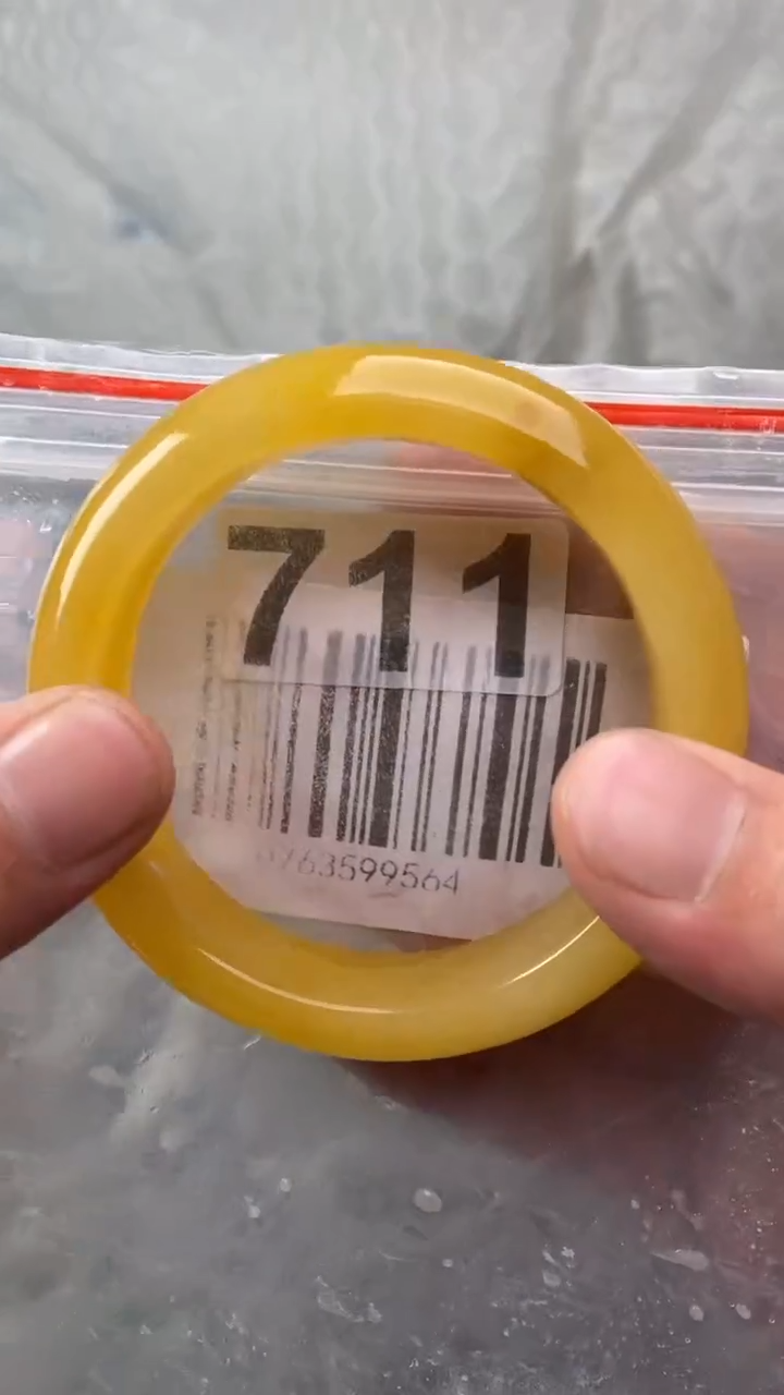 【闪购商品】石英质玉手镯未镶嵌5960  天然石纹矿点扣手介意勿拍