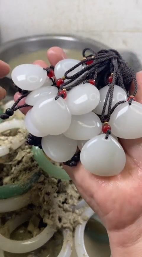 【闪购商品】石英质玉颈饰未镶嵌1111111