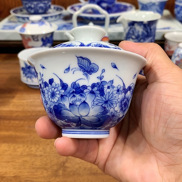 柴窑青花蝶恋花盖碗