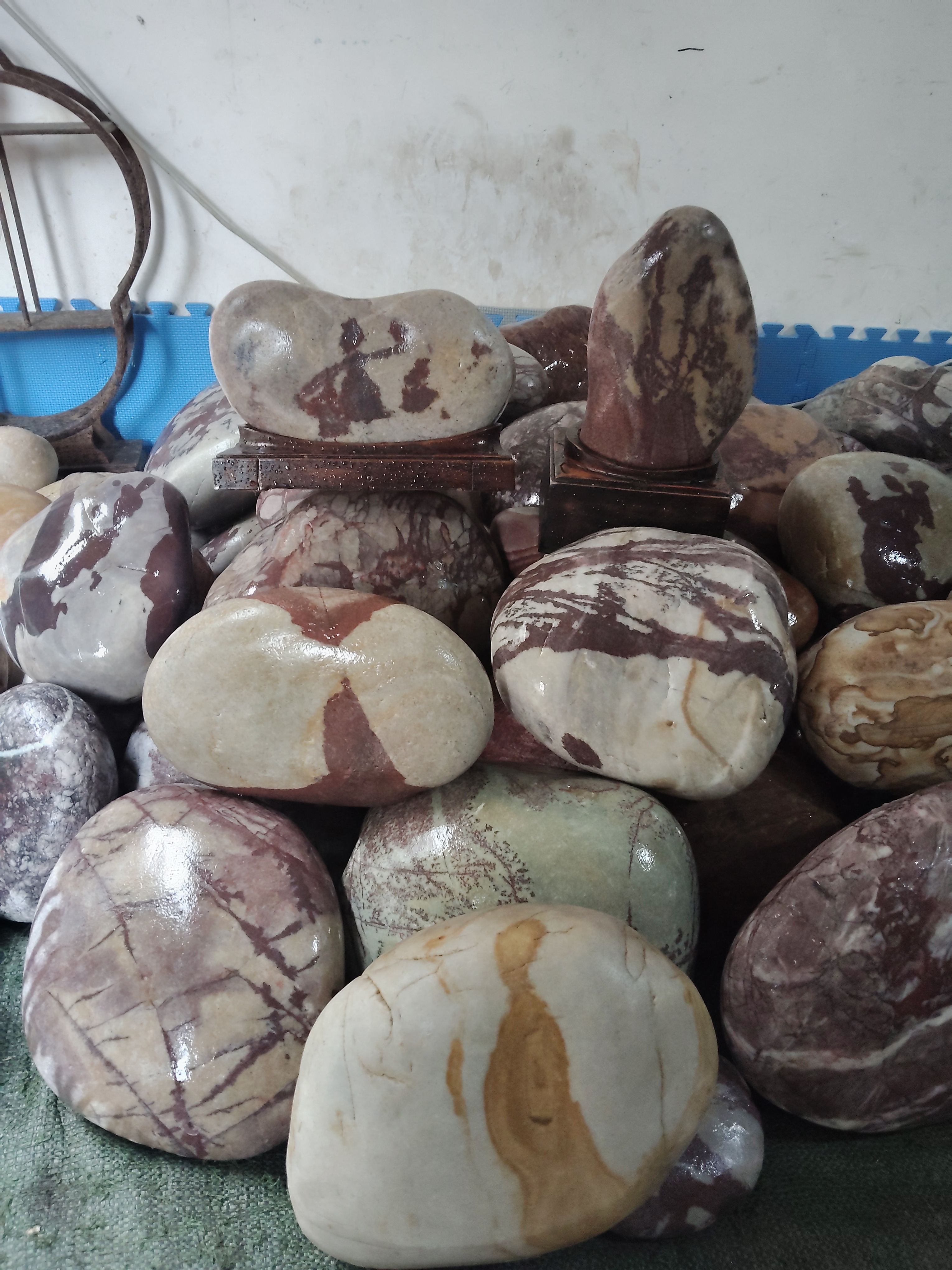 纯天然奇石家庭家居摆件