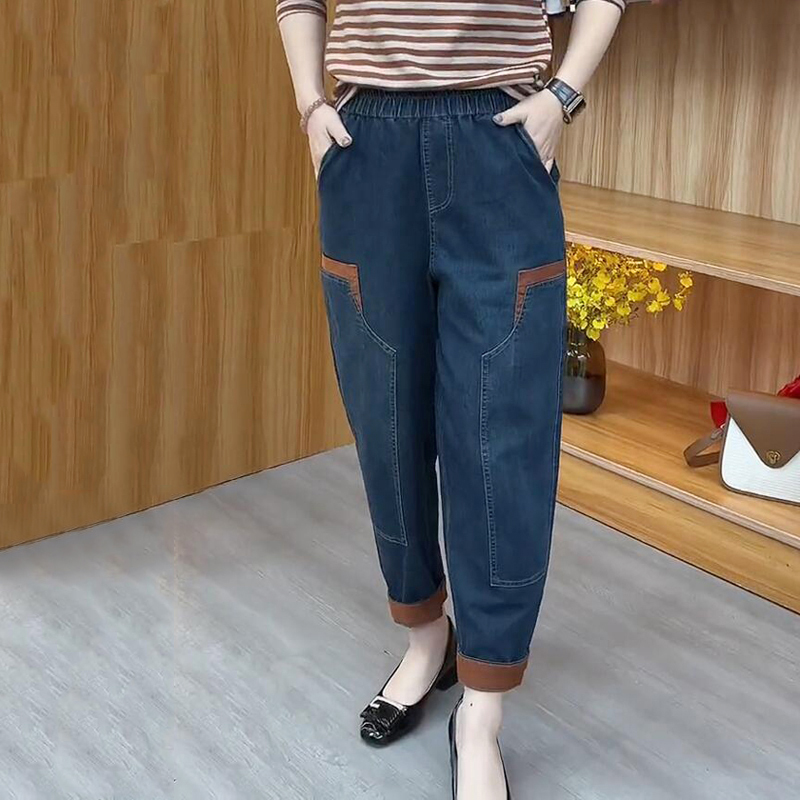 牛仔裤女秋款洋气显瘦松紧腰哈伦裤中年妈妈装宽松大码裤子