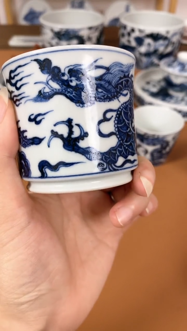 【闪购商品】陶瓷龙杯