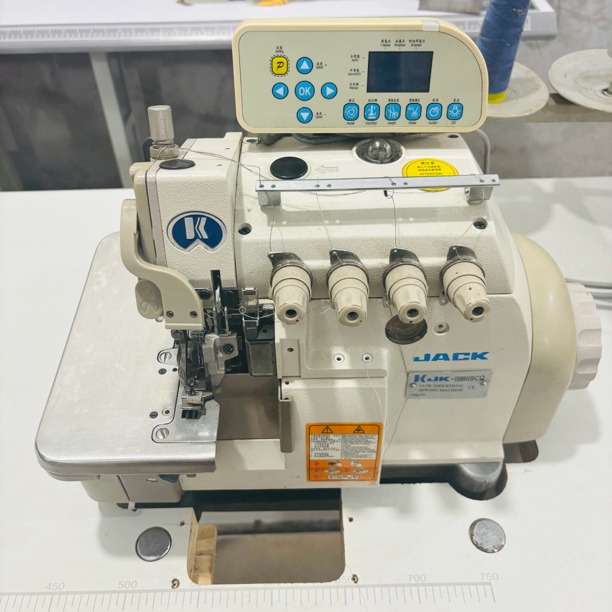 杰克带钢印锁边机自动剪线自动抬压脚（全新台面）