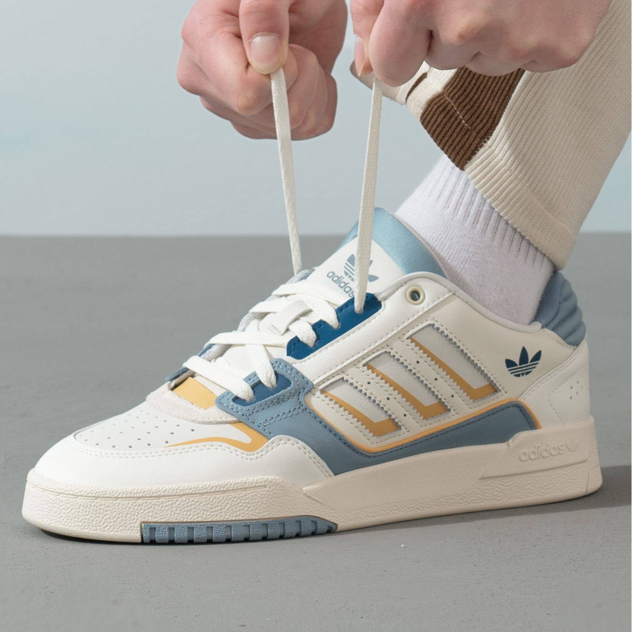 阿迪达斯正品男鞋女鞋三叶草板鞋2024新款低帮透气休闲潮鞋运动鞋