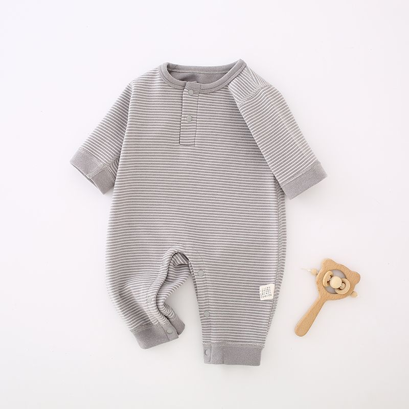 婴幼儿衣服自发热德绒婴儿保暖连体衣宝宝睡衣条纹新生儿哈衣秋冬