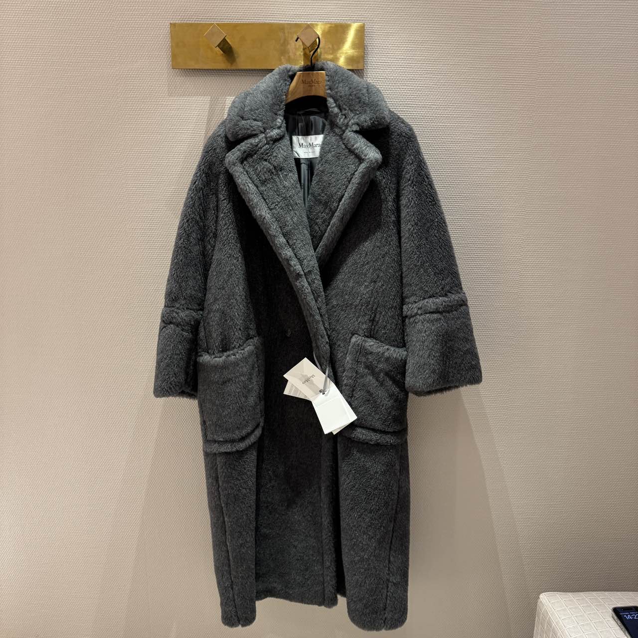 全新未使用 MaxMara Kadiak灰色秀场泰迪大衣外套