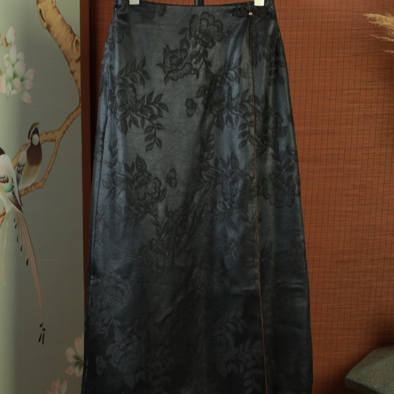 华 新中式 风 香云纱复古花绸 黑色 包裙 301724