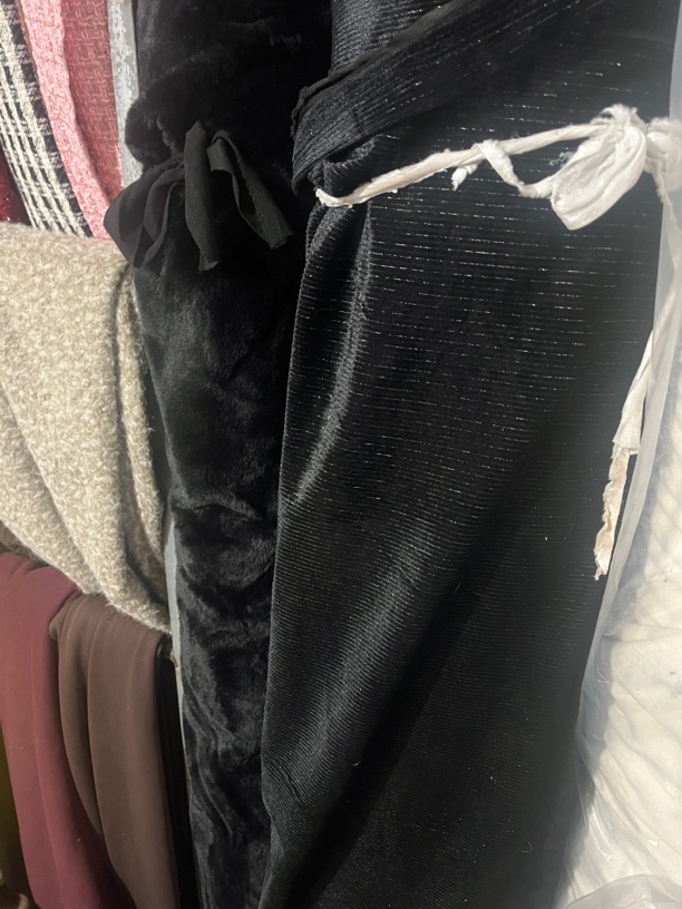 二号链接直播间各种成卷布料