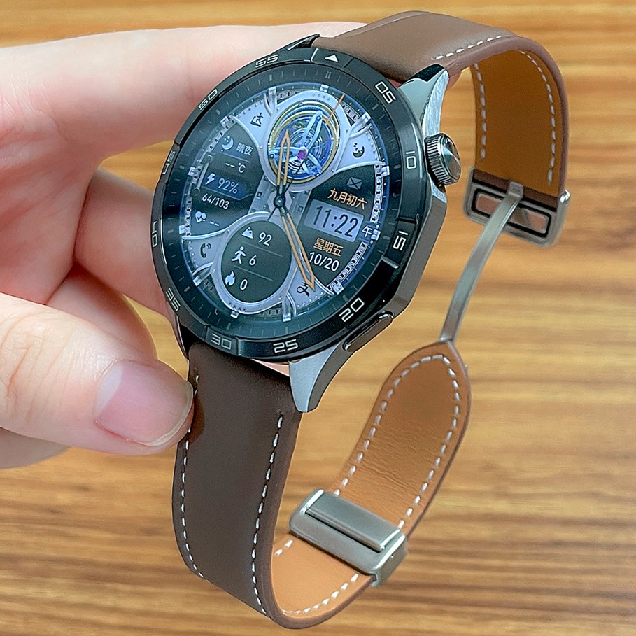 适用华为GT5/watch5智能手表GT3磁吸折叠扣无孔真皮watch4pro表带