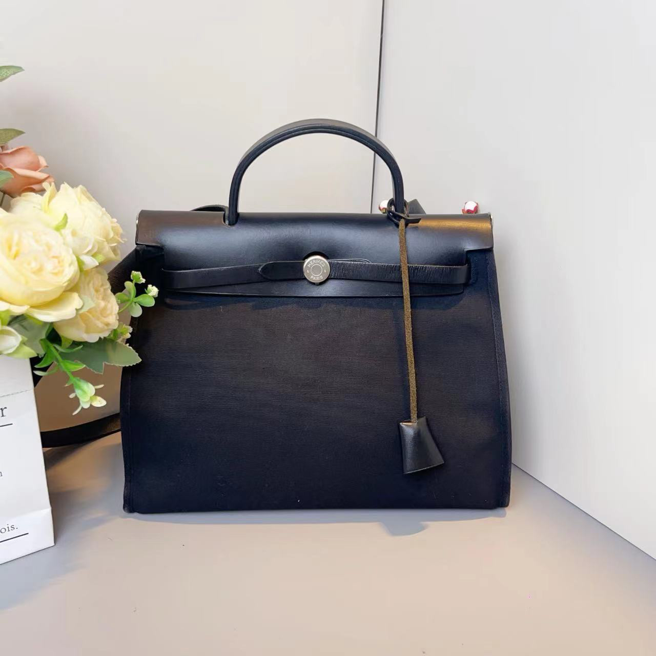 95新 Hermes/爱马仕 HERMES爱马仕黑色银扣Herbag31 D0113