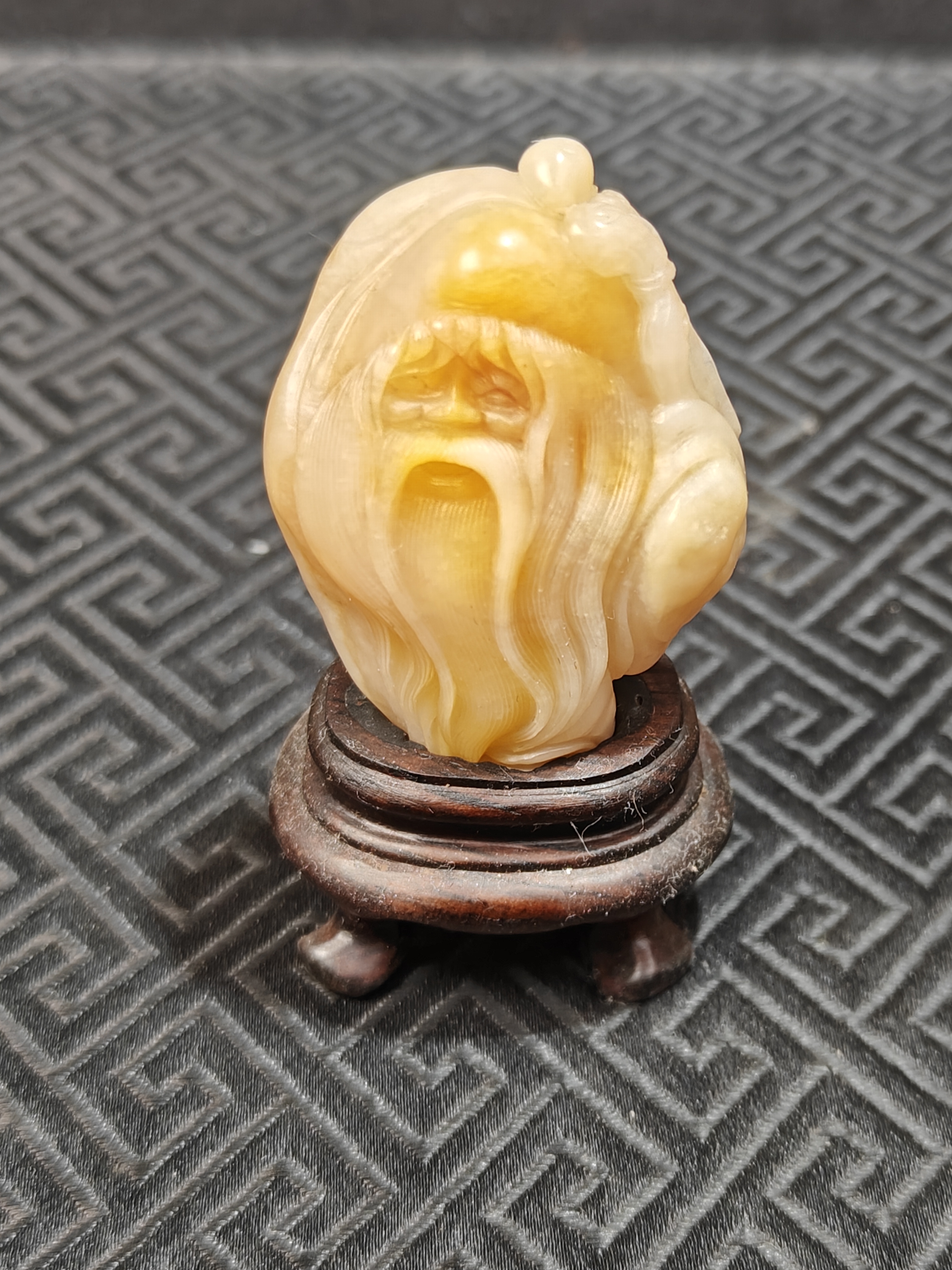 银裹金田黄石寿星公摆件 黄度非常细腻。收藏佳品