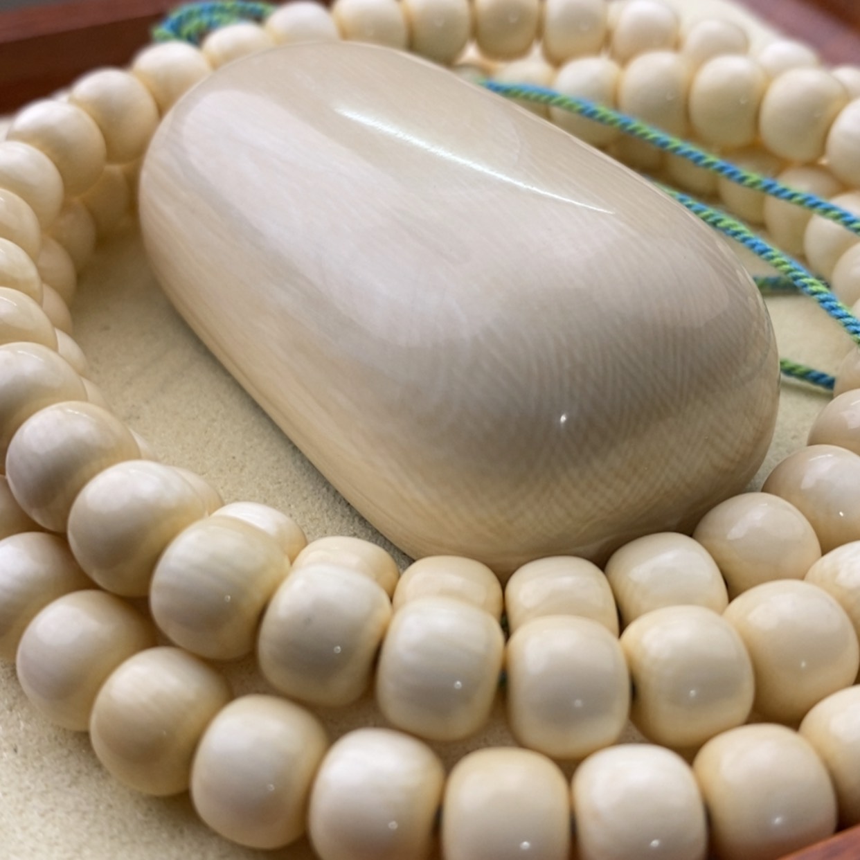 【闪购商品】猛犸牙根雕街***速