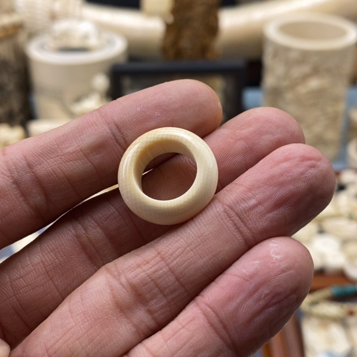 【闪购商品】猛犸牙根雕一***和