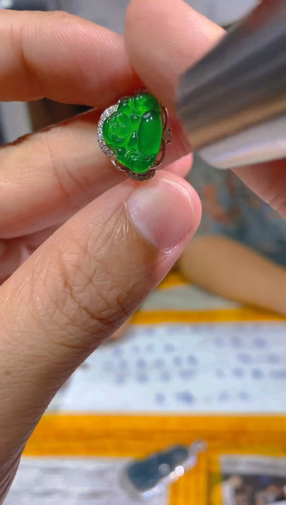 【闪购商品】定制翡翠合金47-定制翡翠.多样性发货（发其一）