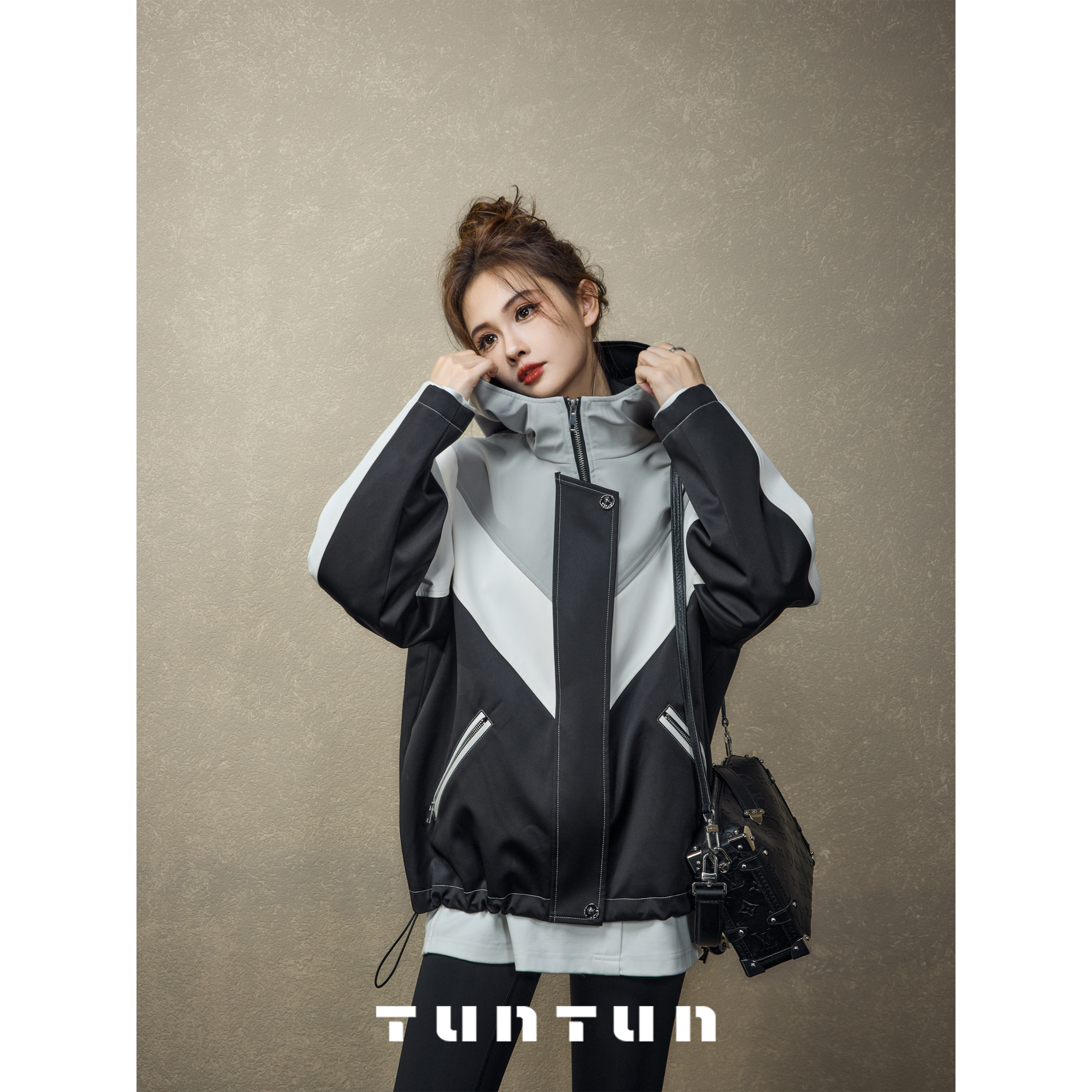 吞吞TUNT【独行者】心驰山间 酷飒百搭工装冲锋衣夹克外套