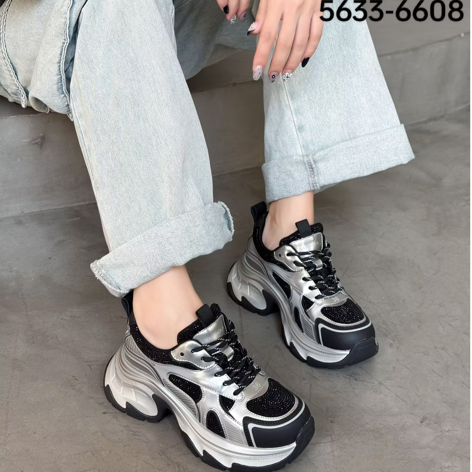 迪兰朵莉5633-6608银色厚底水钻高级感复古网面透气百搭老爹鞋