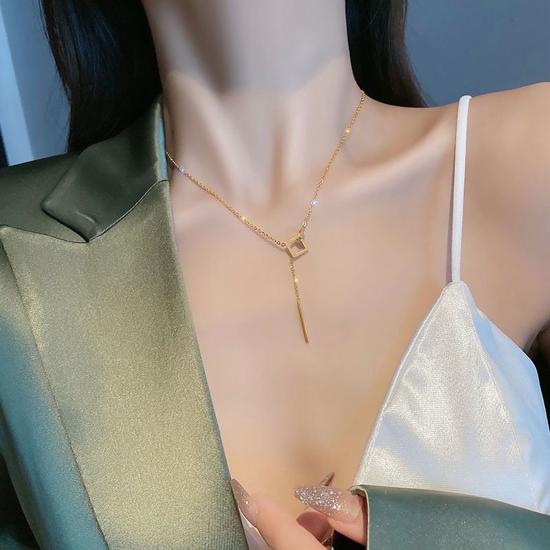 钛钢项链 环环相扣轻奢时尚气质百搭设计感不掉色简约女锁骨链ins