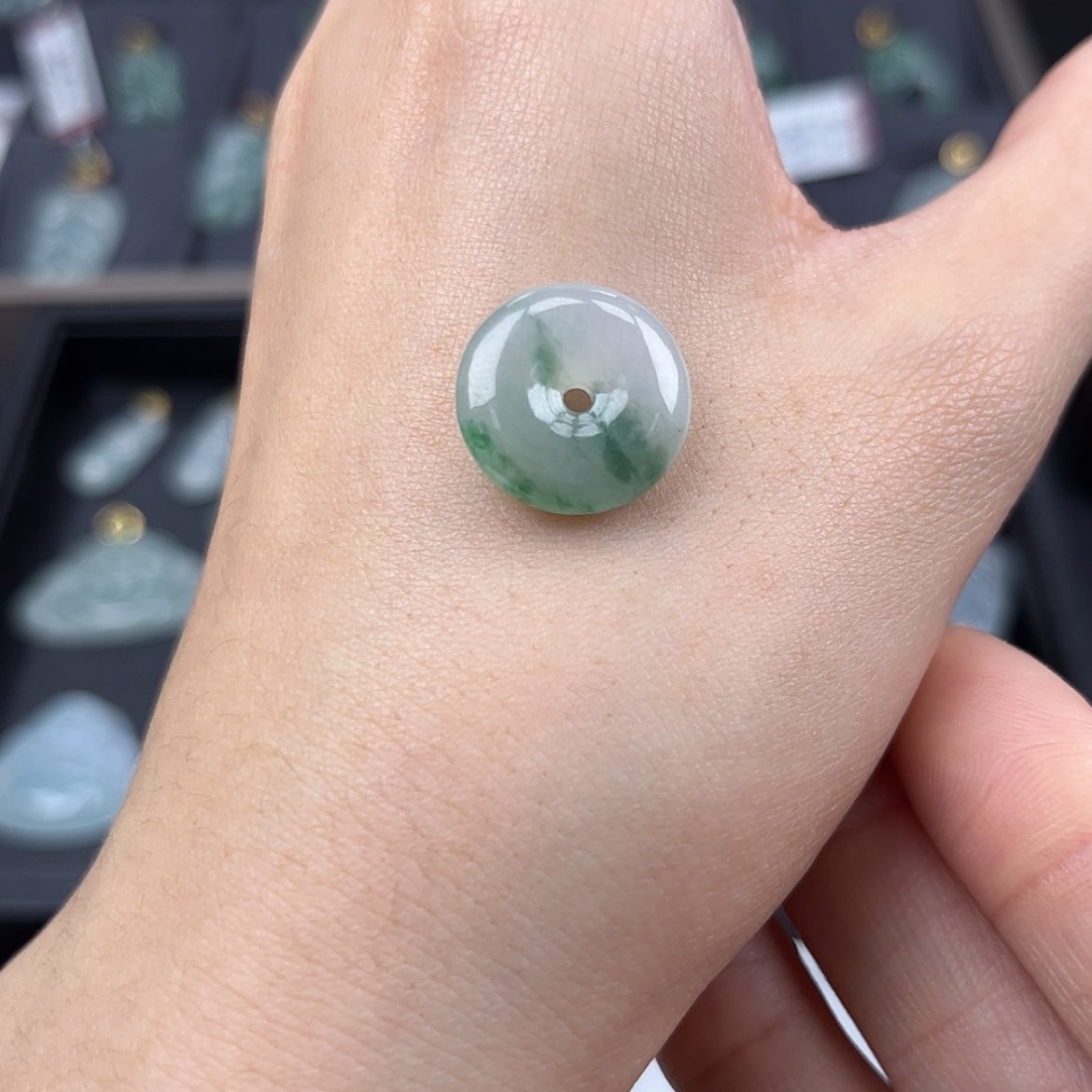 【闪购商品】翡翠颈饰未镶嵌星****