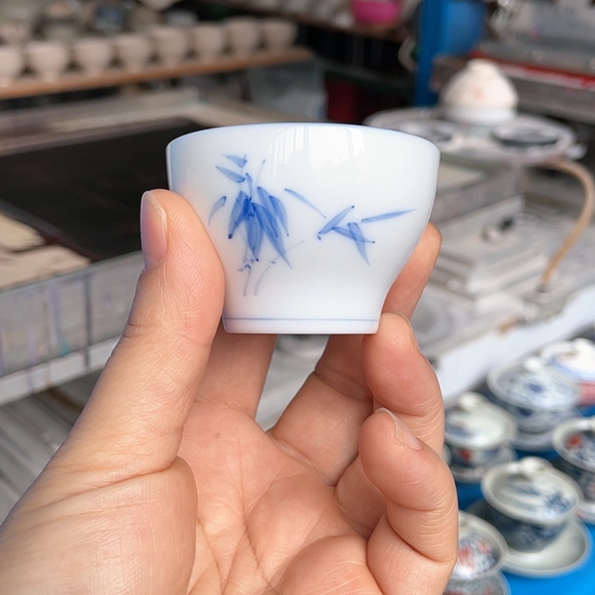 【闪购商品】青花釉下彩杯子琅**香