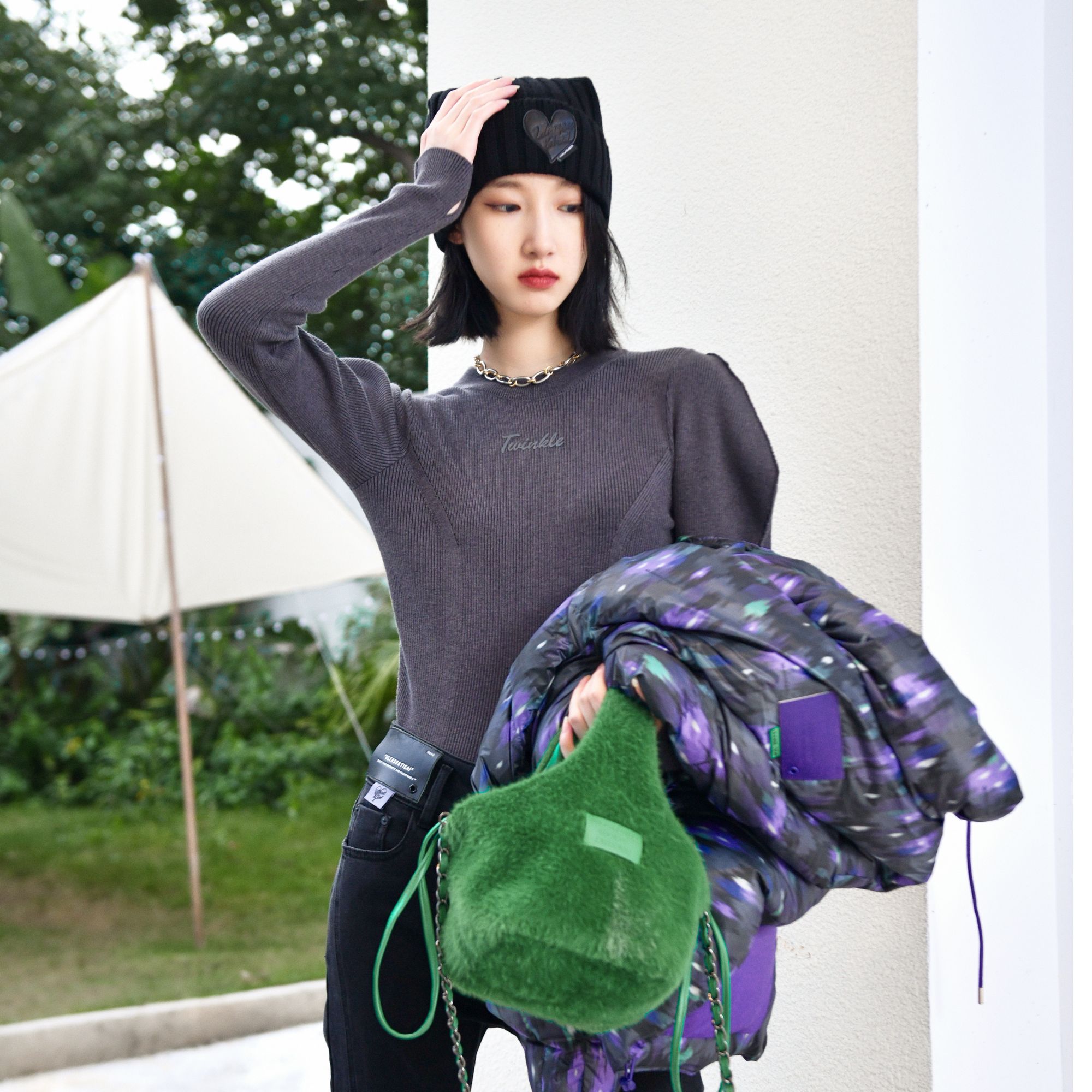 U/TI泡泡袖字母针织衫修身显瘦春秋新款时尚通勤百搭打底套头上衣