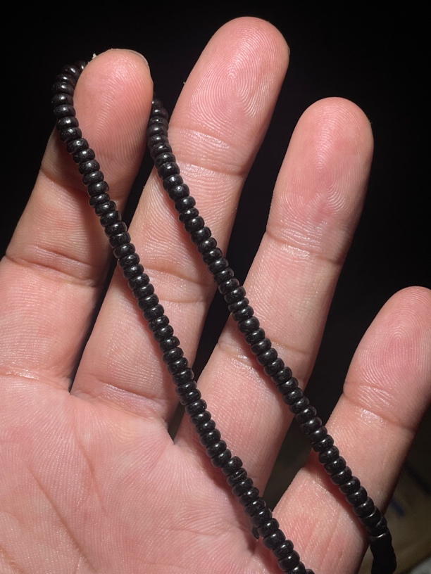 《2厚》4*2椰壳【黑】/条150片.隔片配珠配饰垫片孔1.2mm