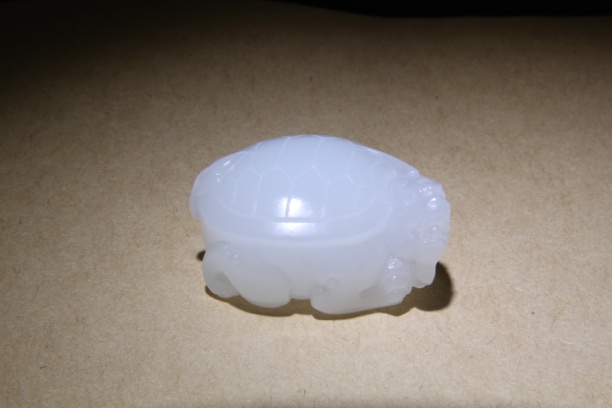 高品质和田玉龙龟挂坠