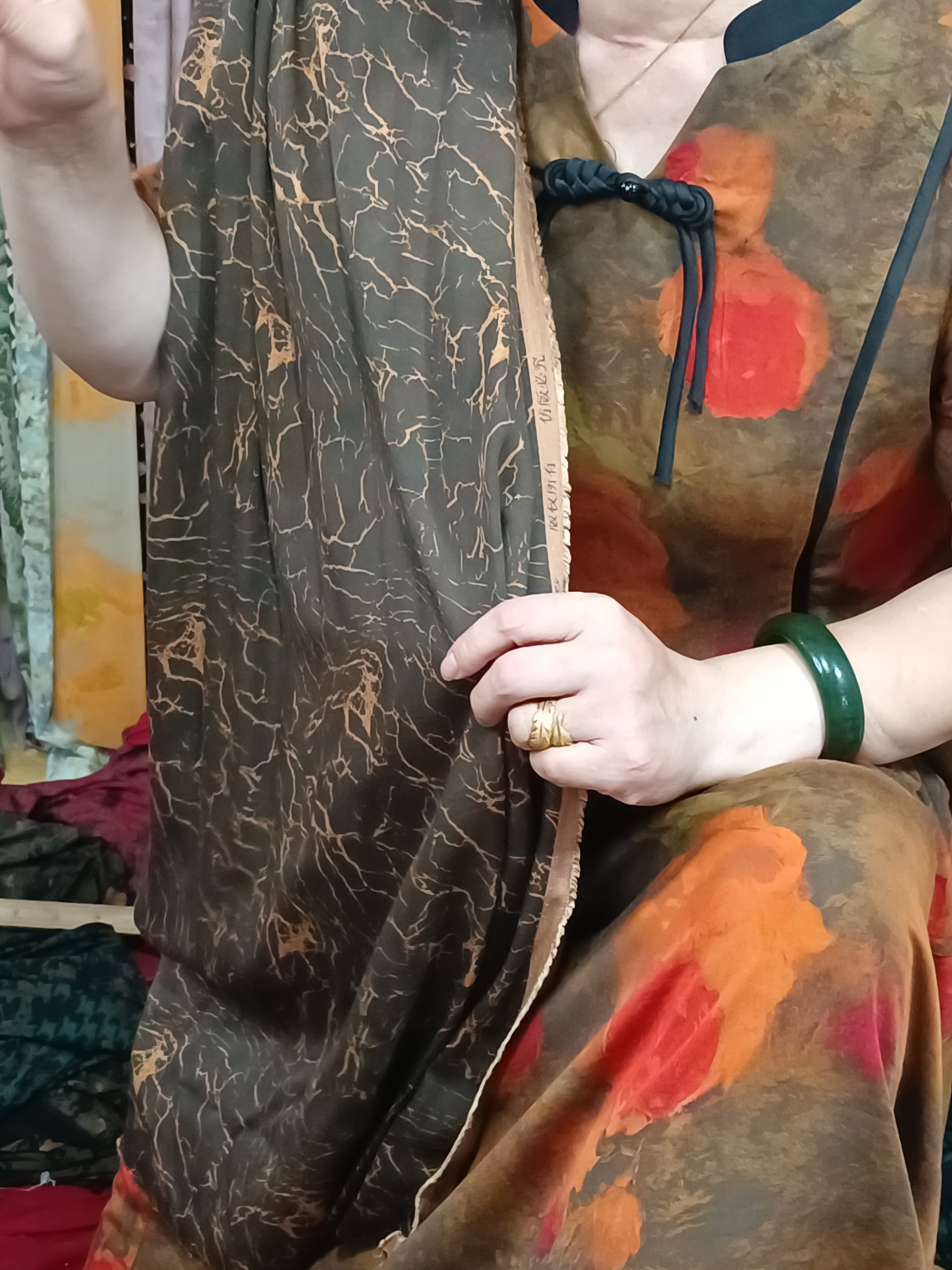 云锦缎龟纹两米面料