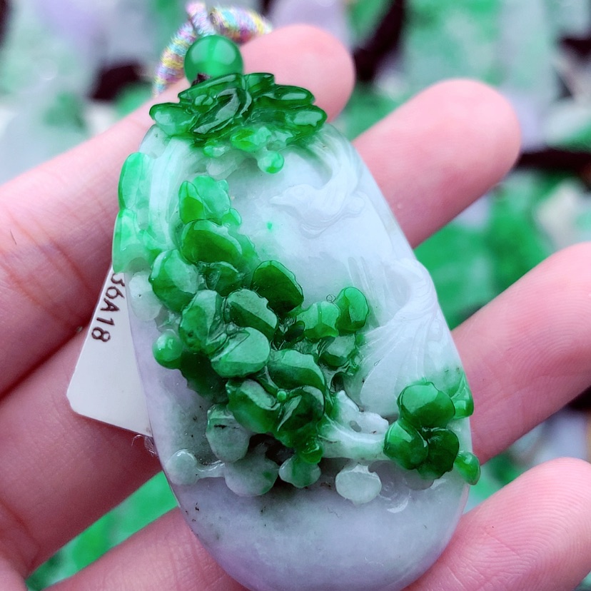 【闪购商品】翡翠挂件未镶嵌润*